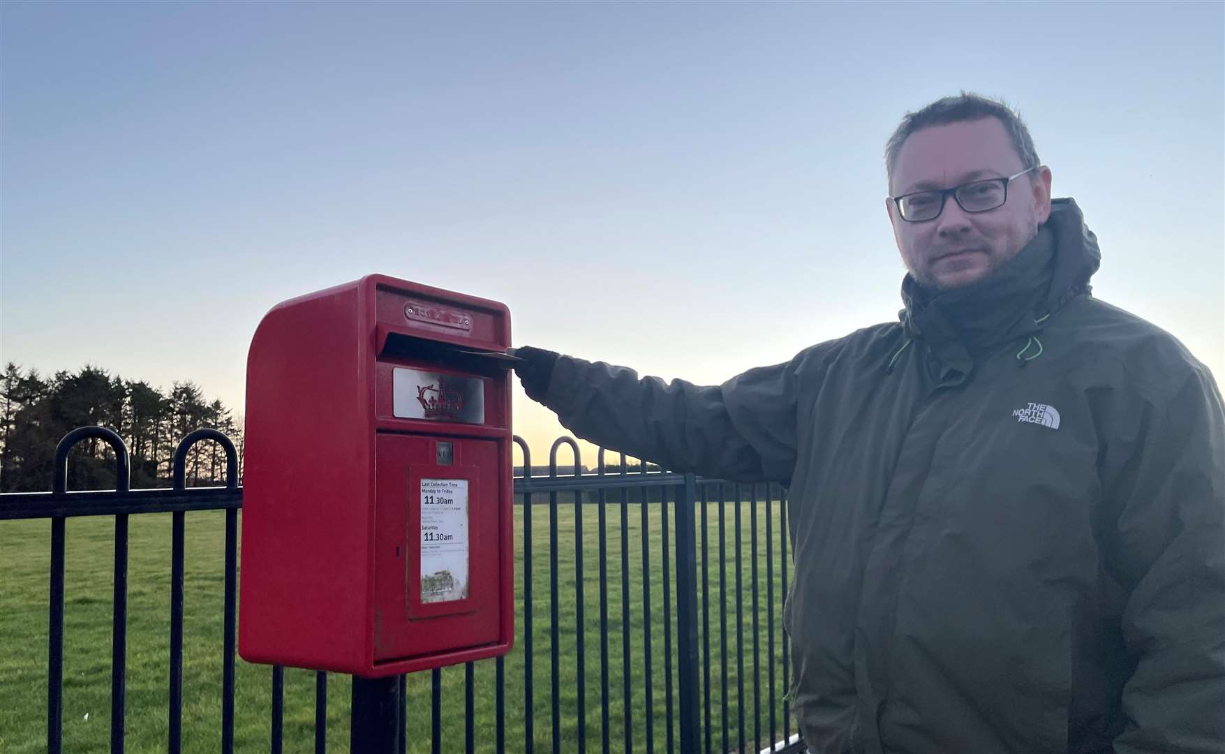 Gordon MP Richard Thomson has praised the efforts of local postal workers.