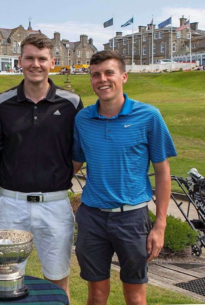 Aaron Stewart (left) and Scott Lorimer will play 100 holes in a day for the NHS.