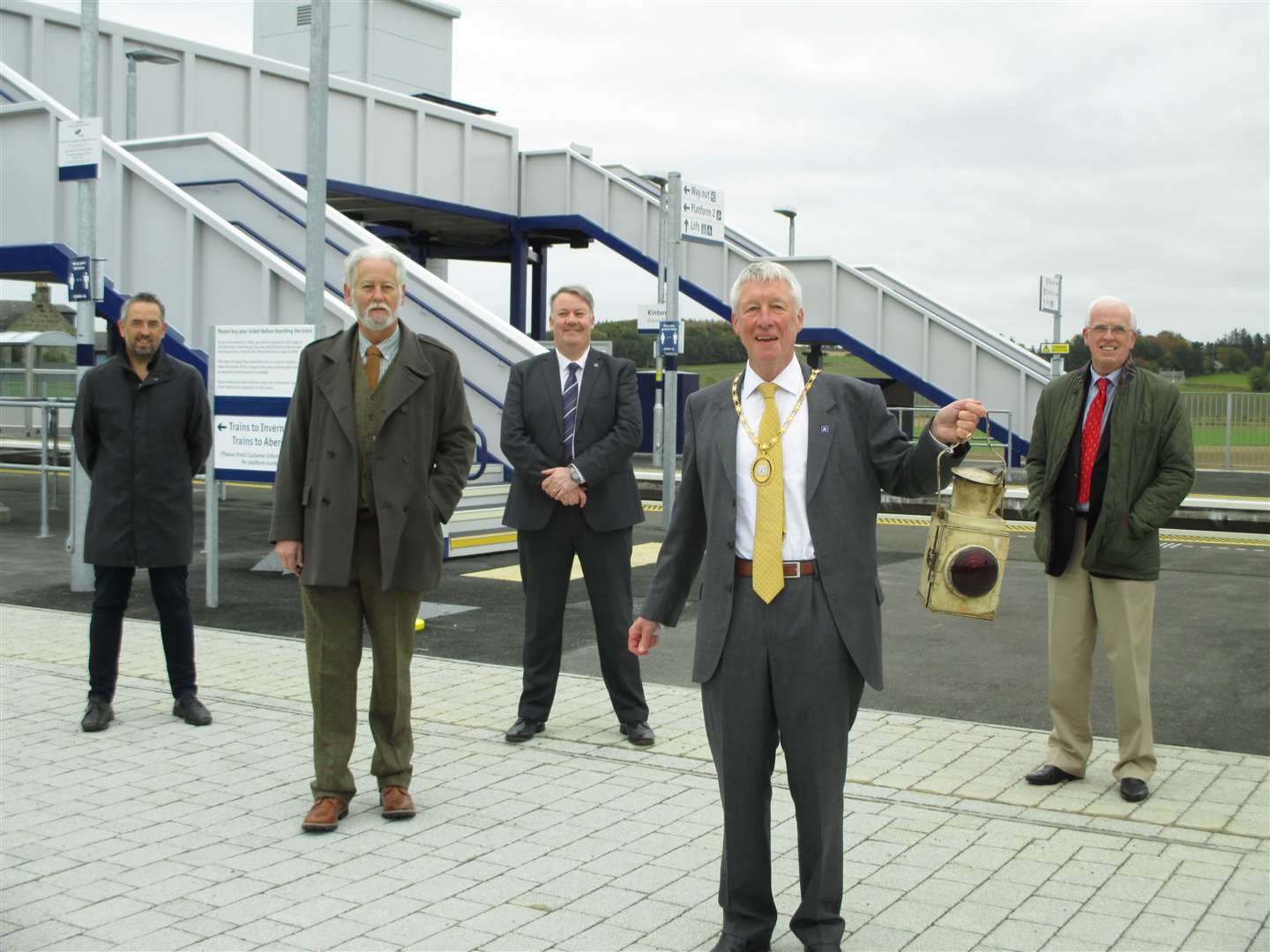 Councillors and representatives from groups attended an informal tour of the new Kintore railway station.