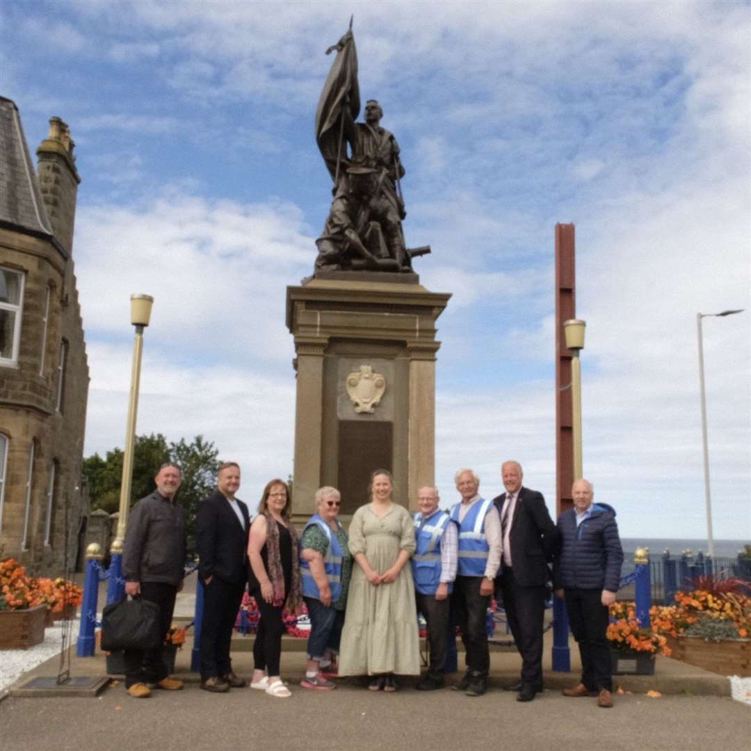 (From left) Moray Council’s Structural Maintenance Assistant Jez Allum, Buckie councillor John Stuart, Buckie councillor, Sonya Warren, Buckie’s Roots chairperson Meg Jamieson, Karolina Allan of KK Art & Conservation, Buckie’s Roots treasurer Gifford Leslie and fellow group member Archie Jamieson, Buckie councillor Neil McLennan and Moray Council’s Open Spaces Manager James Hunter. Picture: Moray Council
