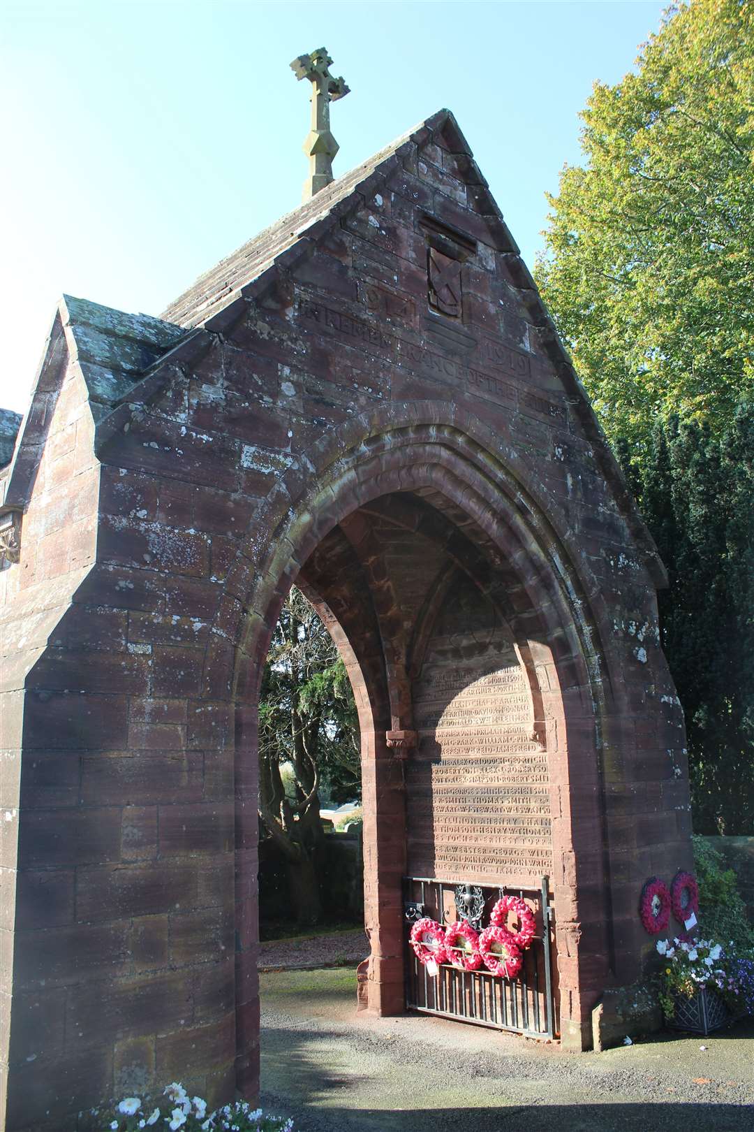 Work will commence on the archway after Remembrance Sunday.