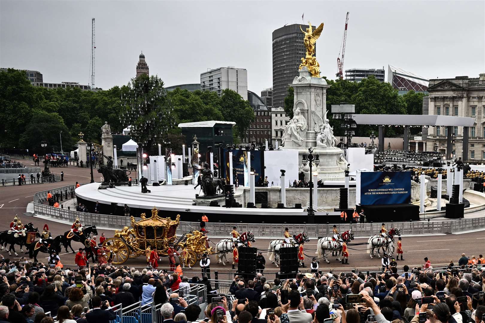 The coach making its way past Buckingham Palace during the Platinum Jubilee celebrations (Ben Stansall/PA)