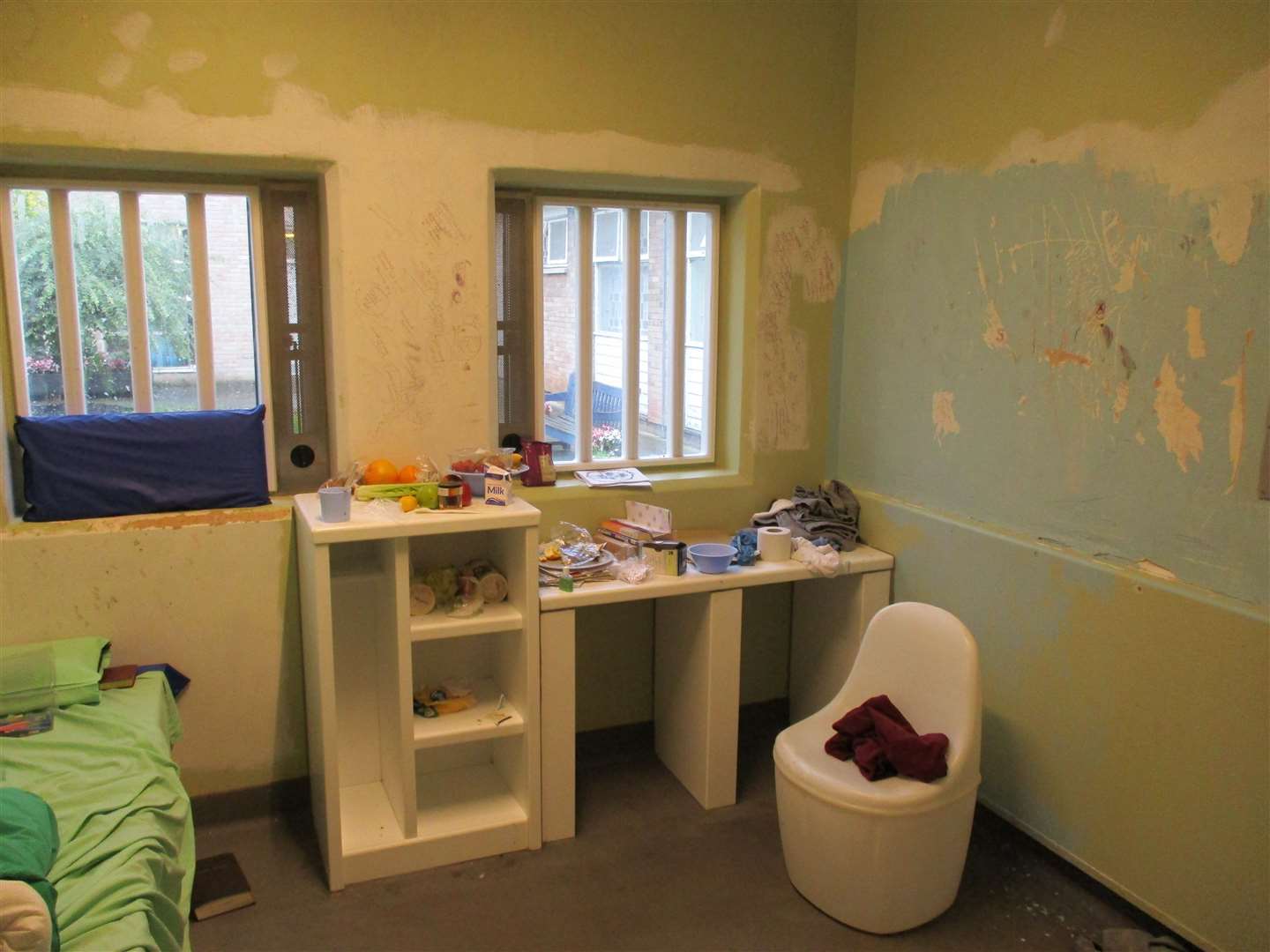 A prison cell in unit 4 of HMP Eastwood Park