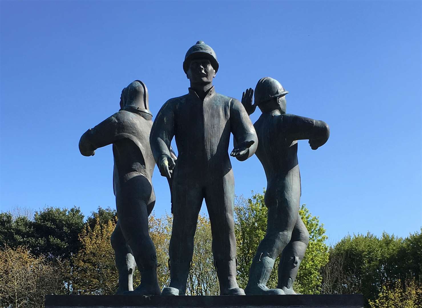 HES are consulting over the status of the Piper Alpha memorial