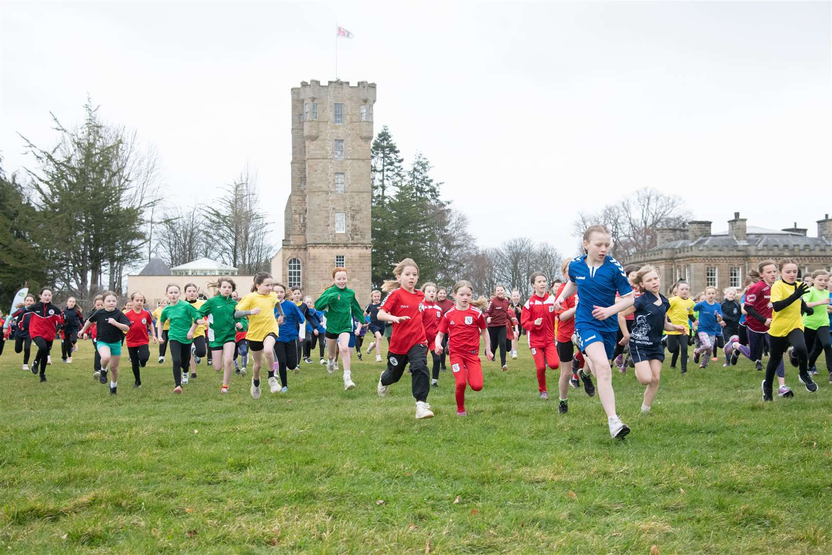 EL_PR Cross Country 2024 14Start of the Primary 4/5 Girls race.Active Schools Primary Cross Country 2024, held at Gordon Castle, Fochabers. Picture: Daniel Forsyth.