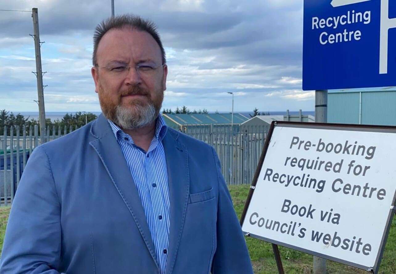 MP David Duguid visited Macduff's Household Waste and Recycling Centre.