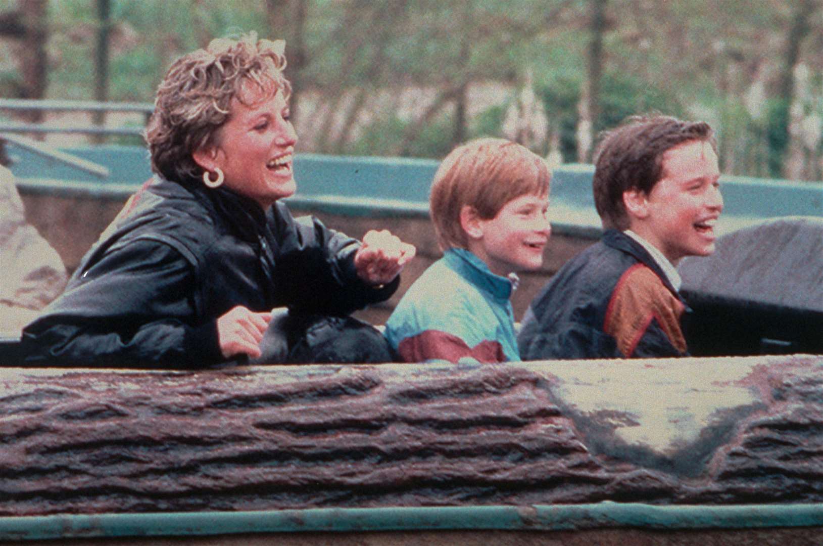 Diana enjoying a day out at Thorpe Park amusement park with Harry and William (Cliff Kent/PA)