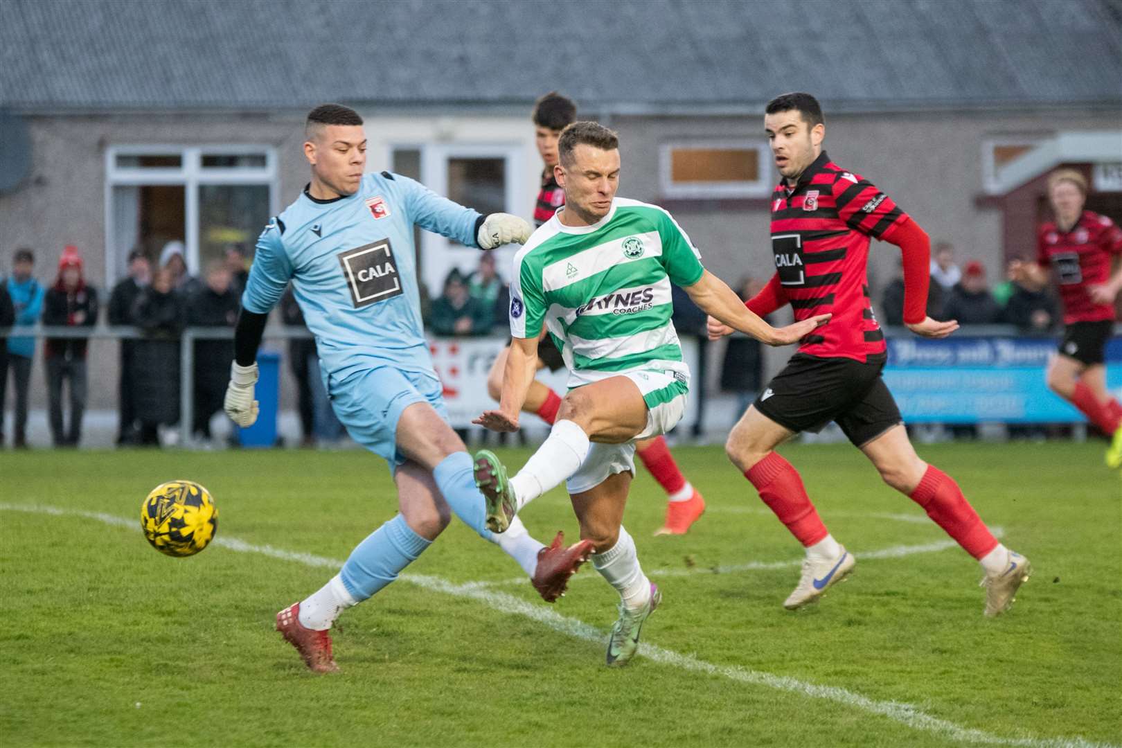 Inverurire Locos goalkeeper Zack Ellis, pictured in action against Buckie Thistle, scored a late equaliser against Fraserburgh. Picture: Daniel Forsyth