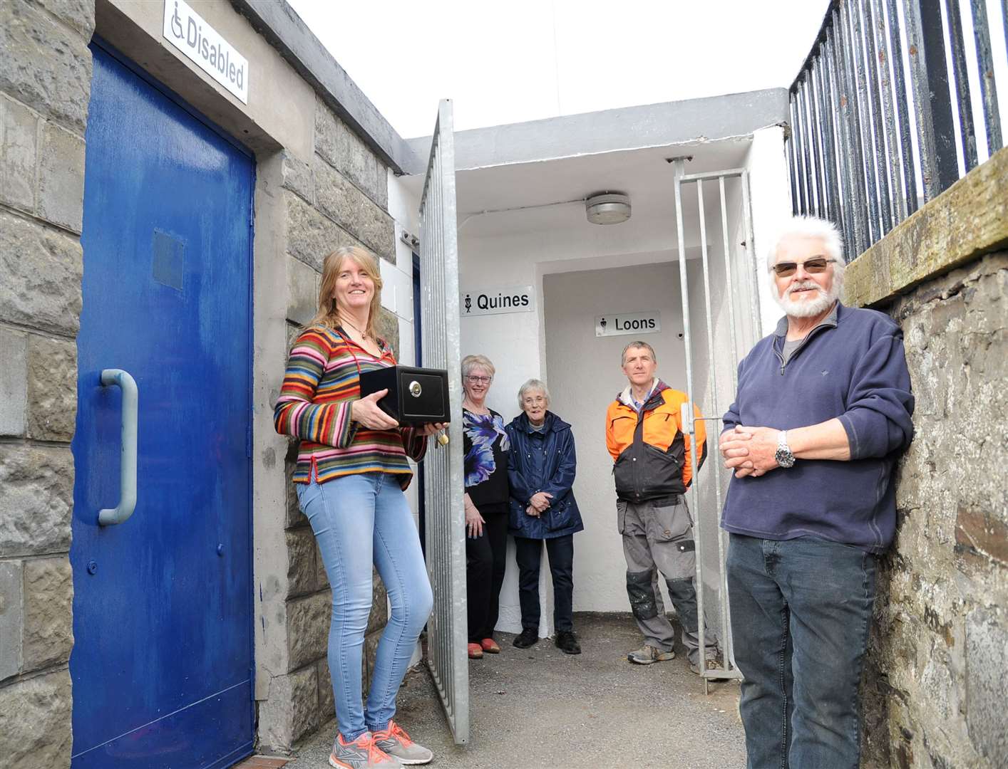 Getting ready to declare the Millennium square toilets open are (from left) Friends of Cullen chairwoman Julie-Ann Drake, committee members Lizabeth Williamson and Joyce White, handyman Frank Halliday and committee member Bob Harper. Picture: Eric Cormack. Image No.043721)..