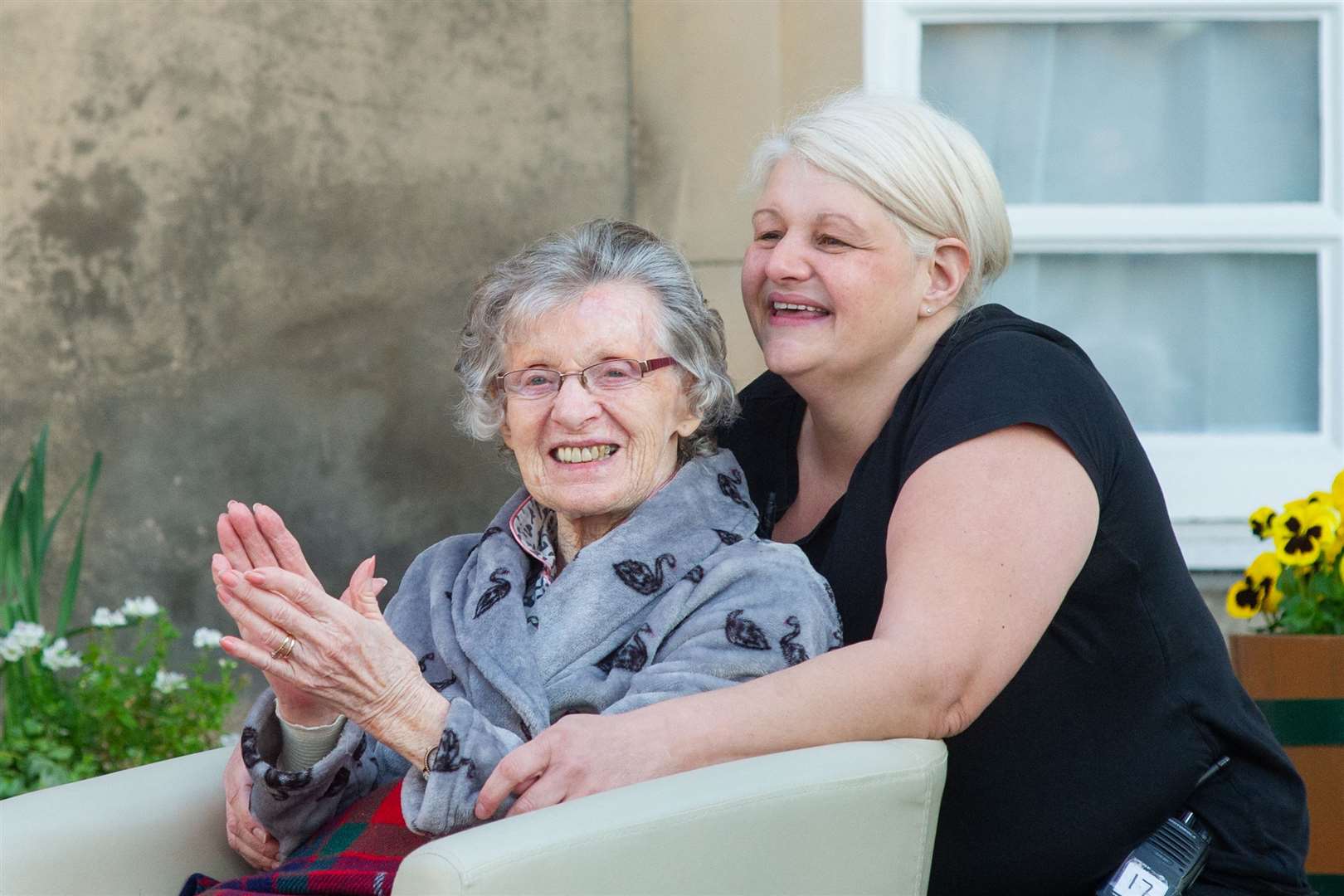 Residents of Elgin's Anderson's Care Home are joined by thier carers as they take part in the nationwide Clap For Carers at 8pm on Thursday night...Picture: Daniel Forsyth..