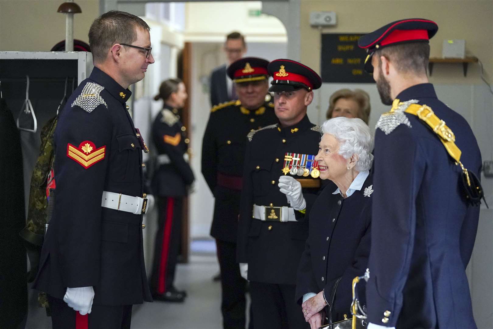 The Queen meets members of the Royal Regiment of Canadian Artillery (Steve Parsons/PA)