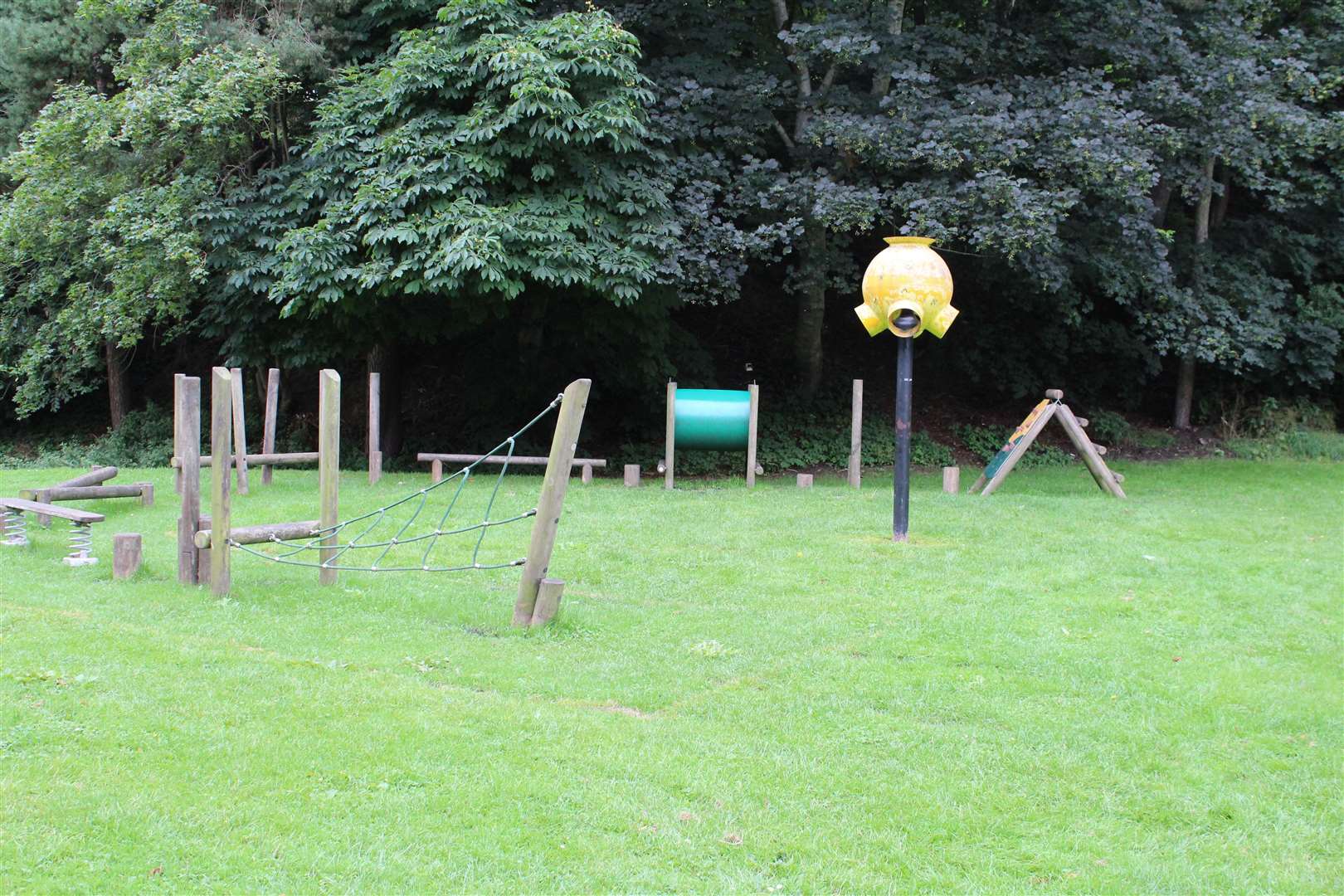 The Markethill School equipment has been added to the Den's park.