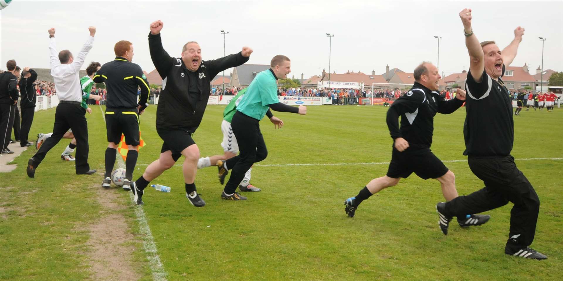 Buckie Thistle's bench celebrate Andy Low's winning goal. Photo: Eric Cormack.