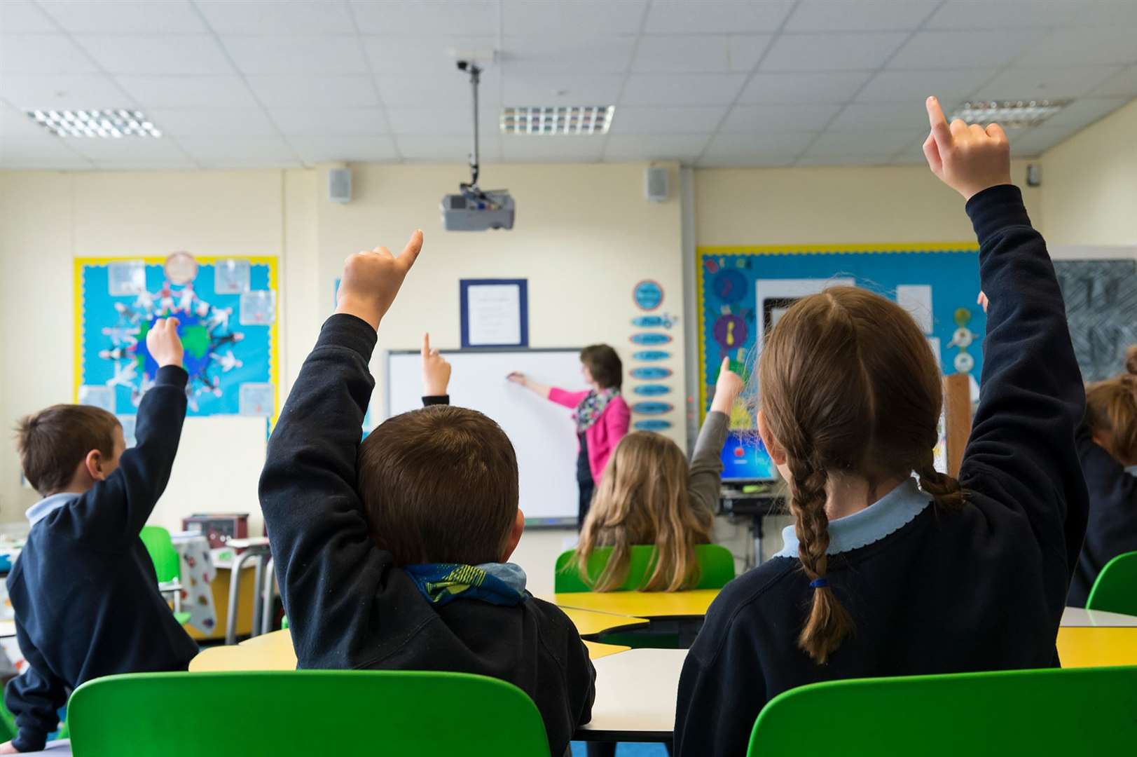 Concerns have been raised about the number of teachers in the north-east on temporary contracts.