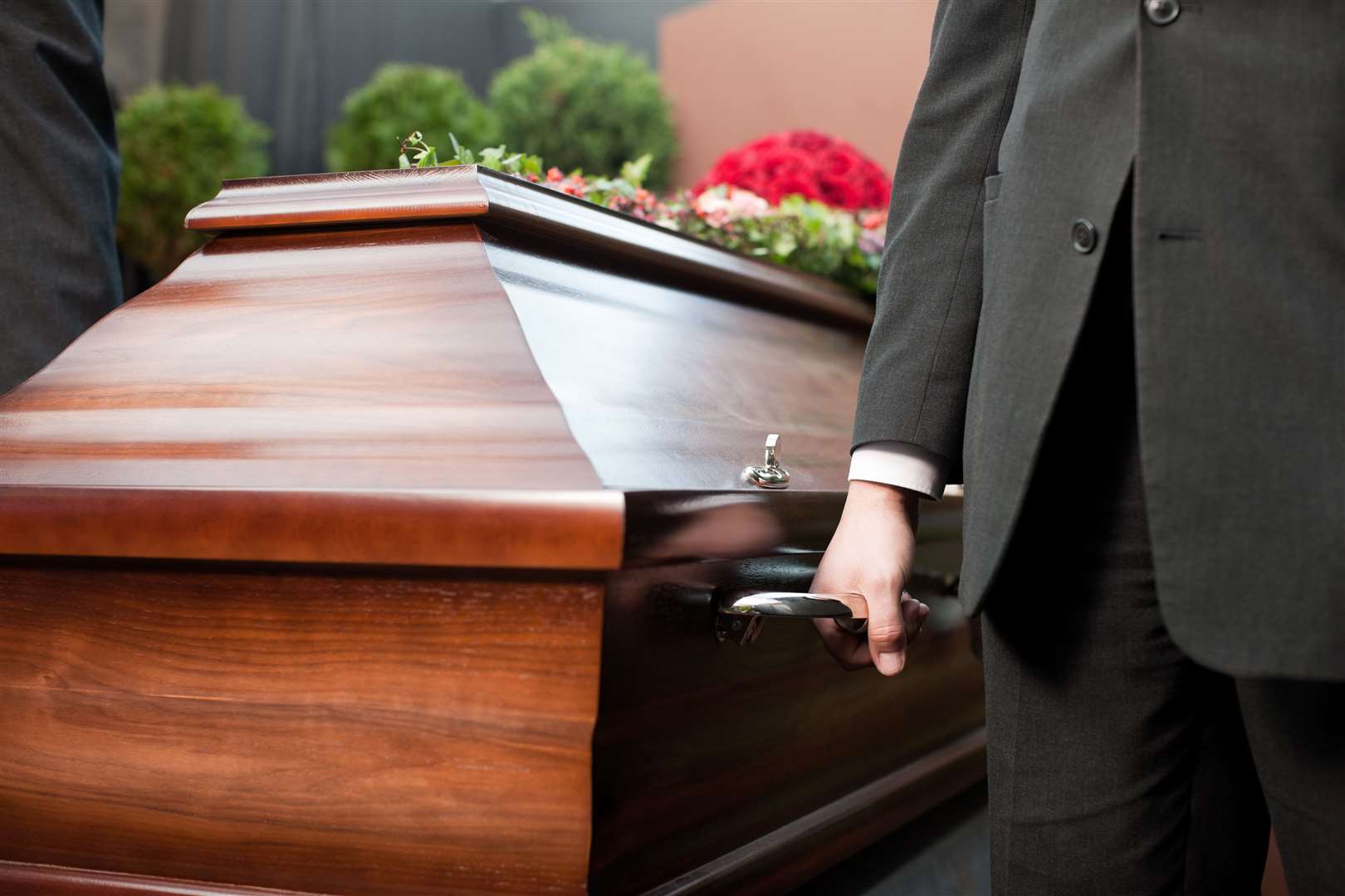 The Funeral Support Payment can help with the cost of burying a loved one.