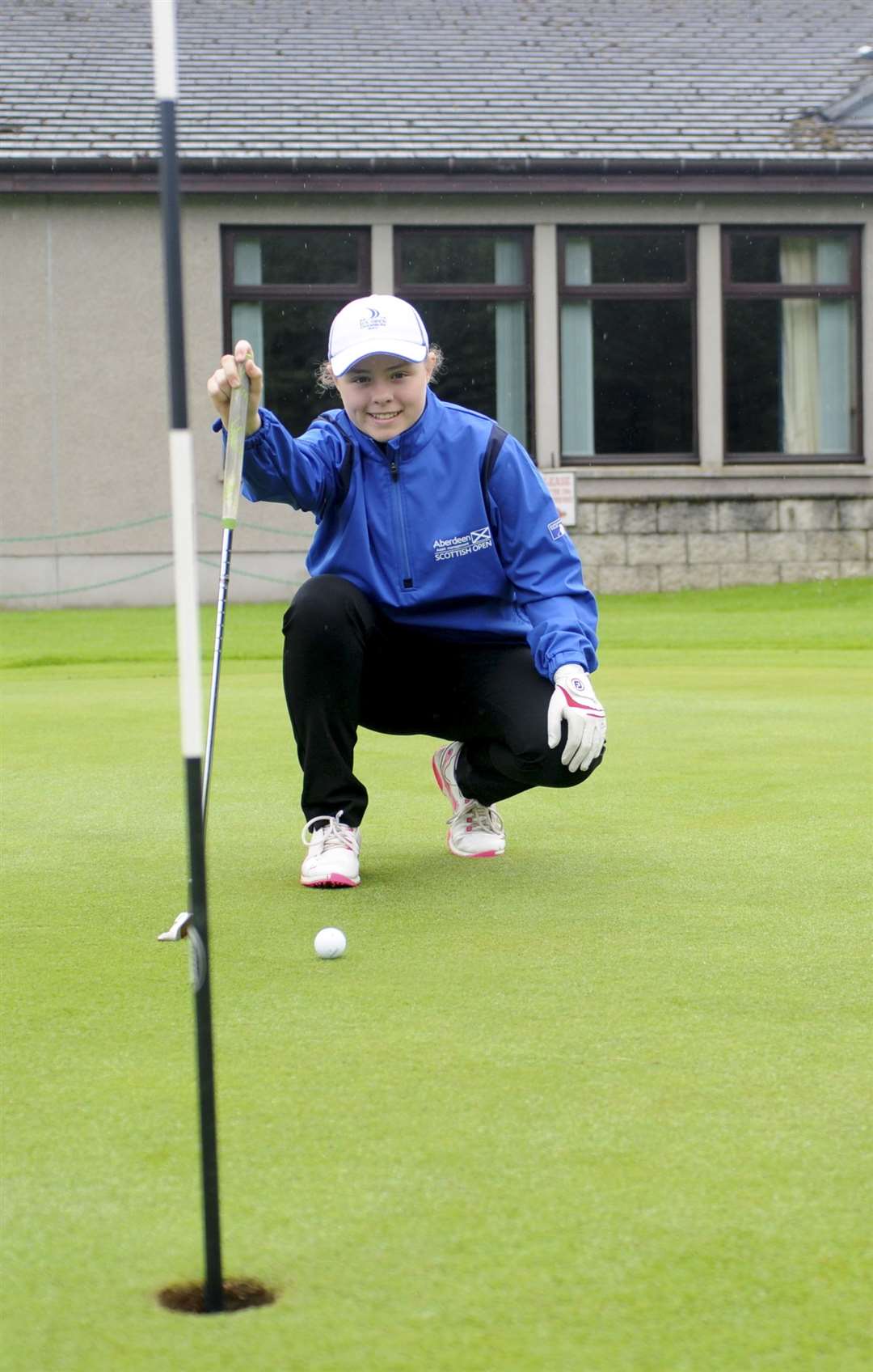 Lucy Buckley leads the ladies championship. Photo: Becky Saunderson.