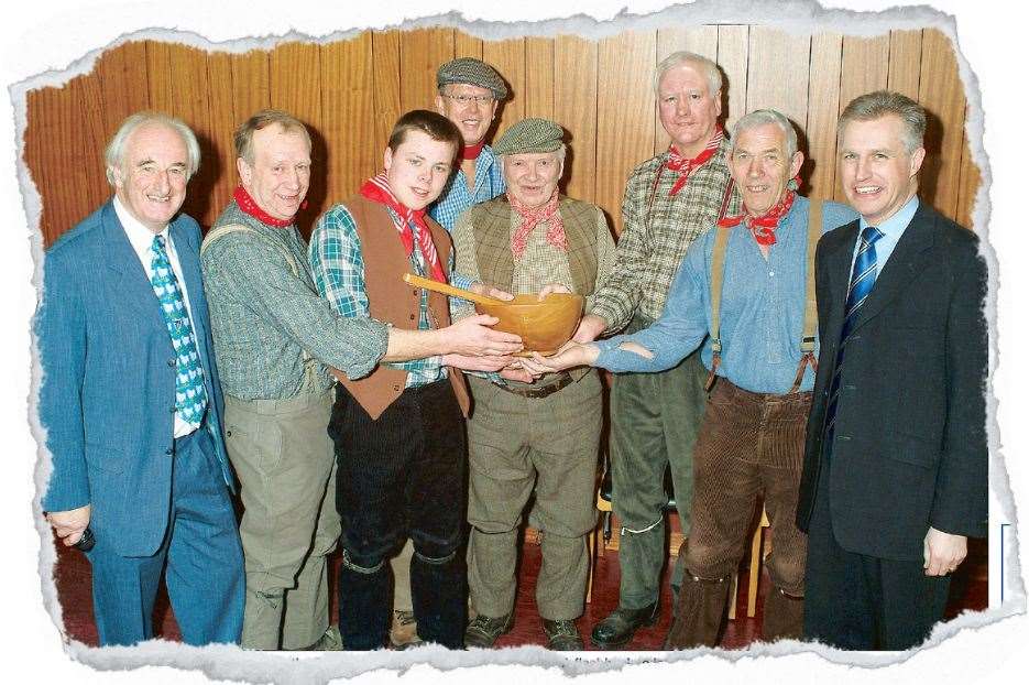 Joe Aitken (second from right) in 2006, at Elgin Town Hall for the Bothy Ballads Champion of Champions...Picture: Northern Scot Archive
