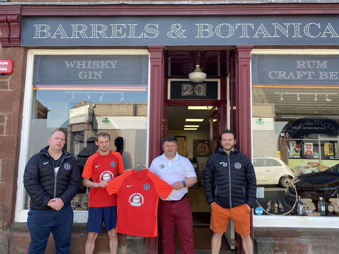 The Barrels and Botanicals shop in Turriff has sponsored the new strips for Cuminestown United.