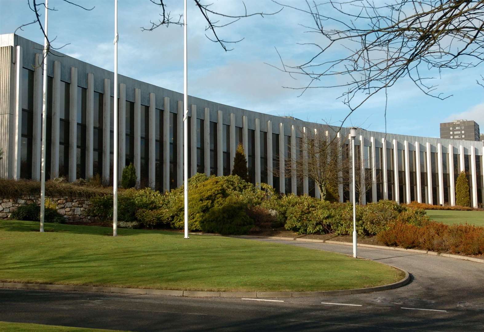A petition signed by 600 local supporters was presented to Aberdeenshire Council at Woodhill House ahead of an upcoming meeting of the Infrastructure Services Committee.