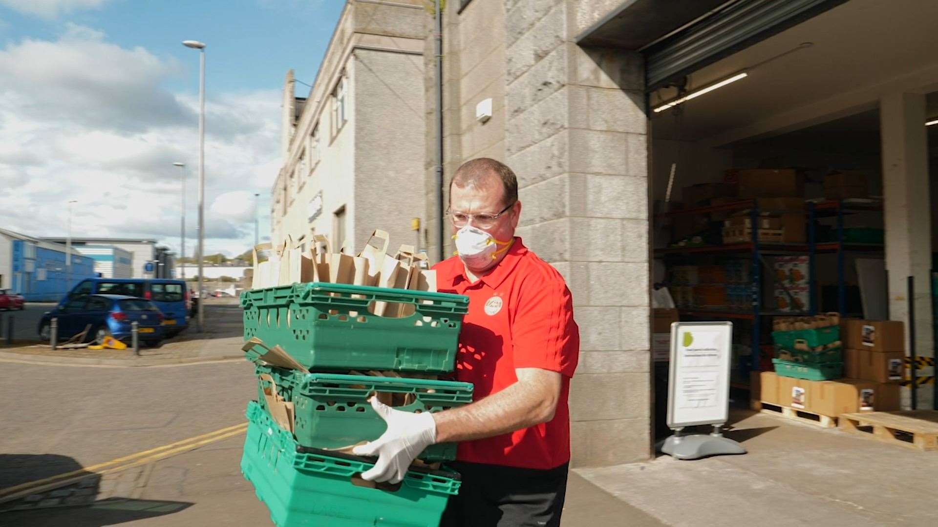 Aberdeen Football Club Trust marked their 1000th delivery to those in need.
