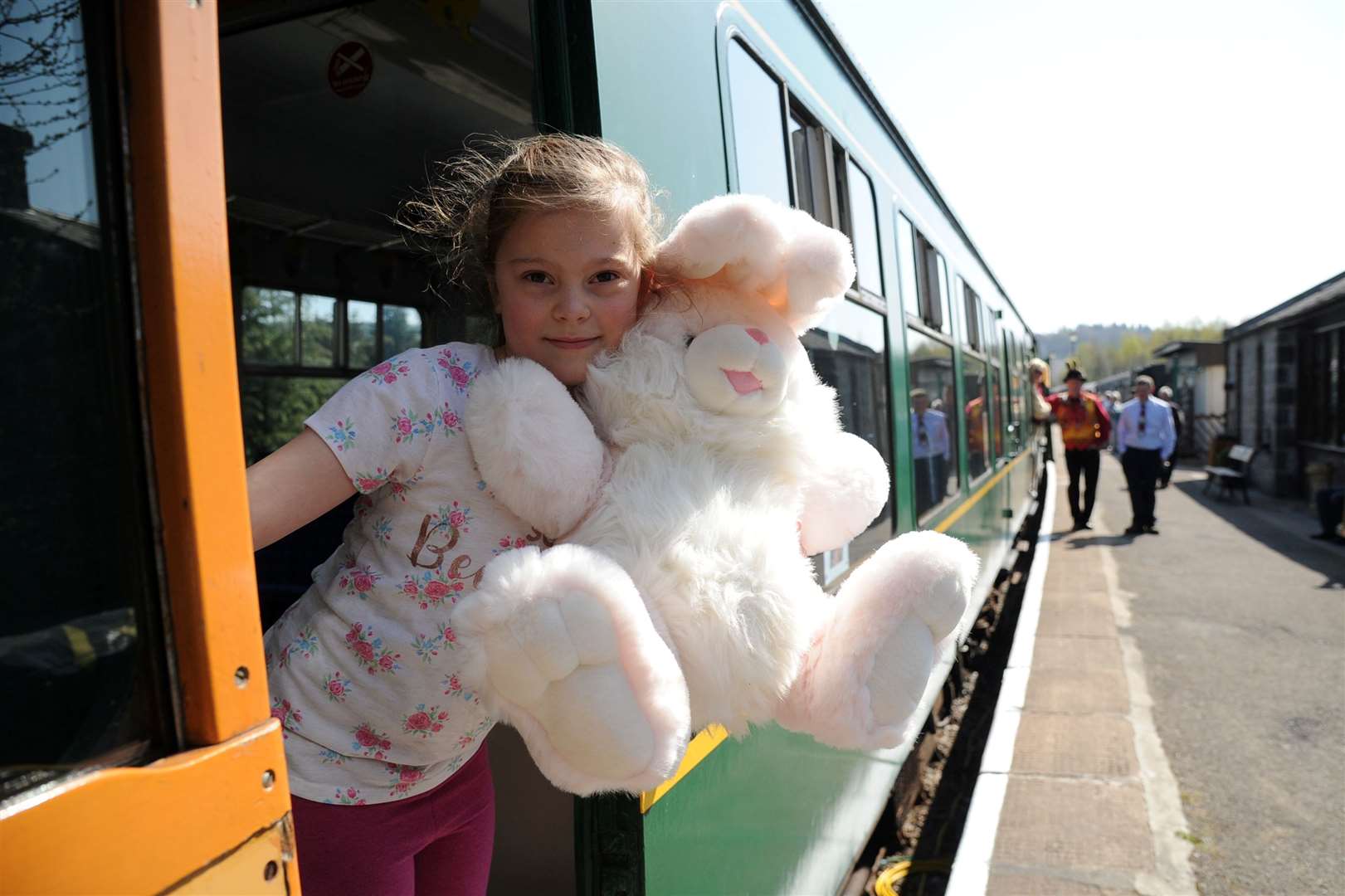 Keith And Dufftown Railway Easter Train Event.8 Yr Old Freya Allen And Her Bunny Hopped On Board For The Journey.Picture: Eric Cormack. Image No.043775.