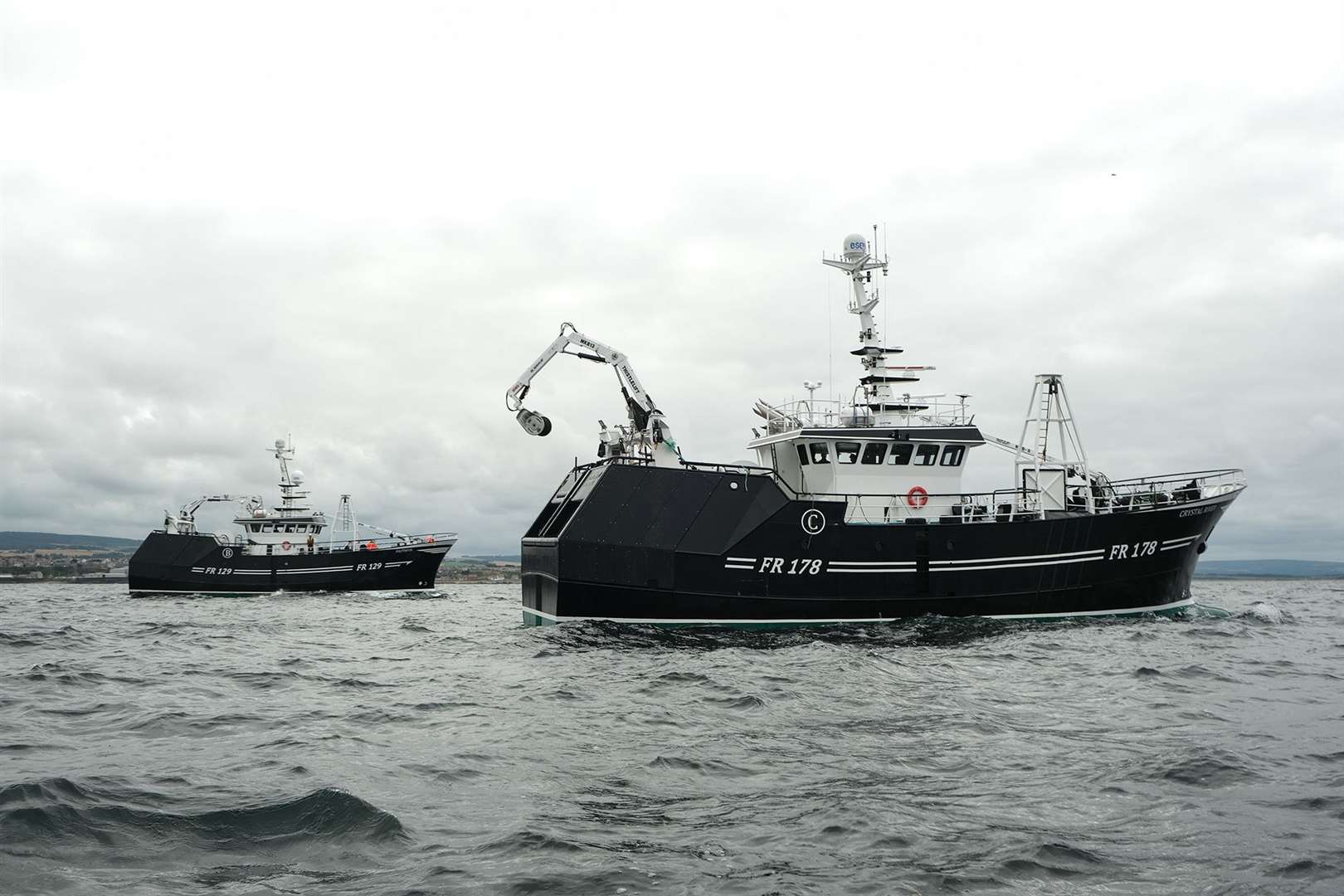 Macduff Shipyards has handed over pair trawlers Faithful and Crystal River.
