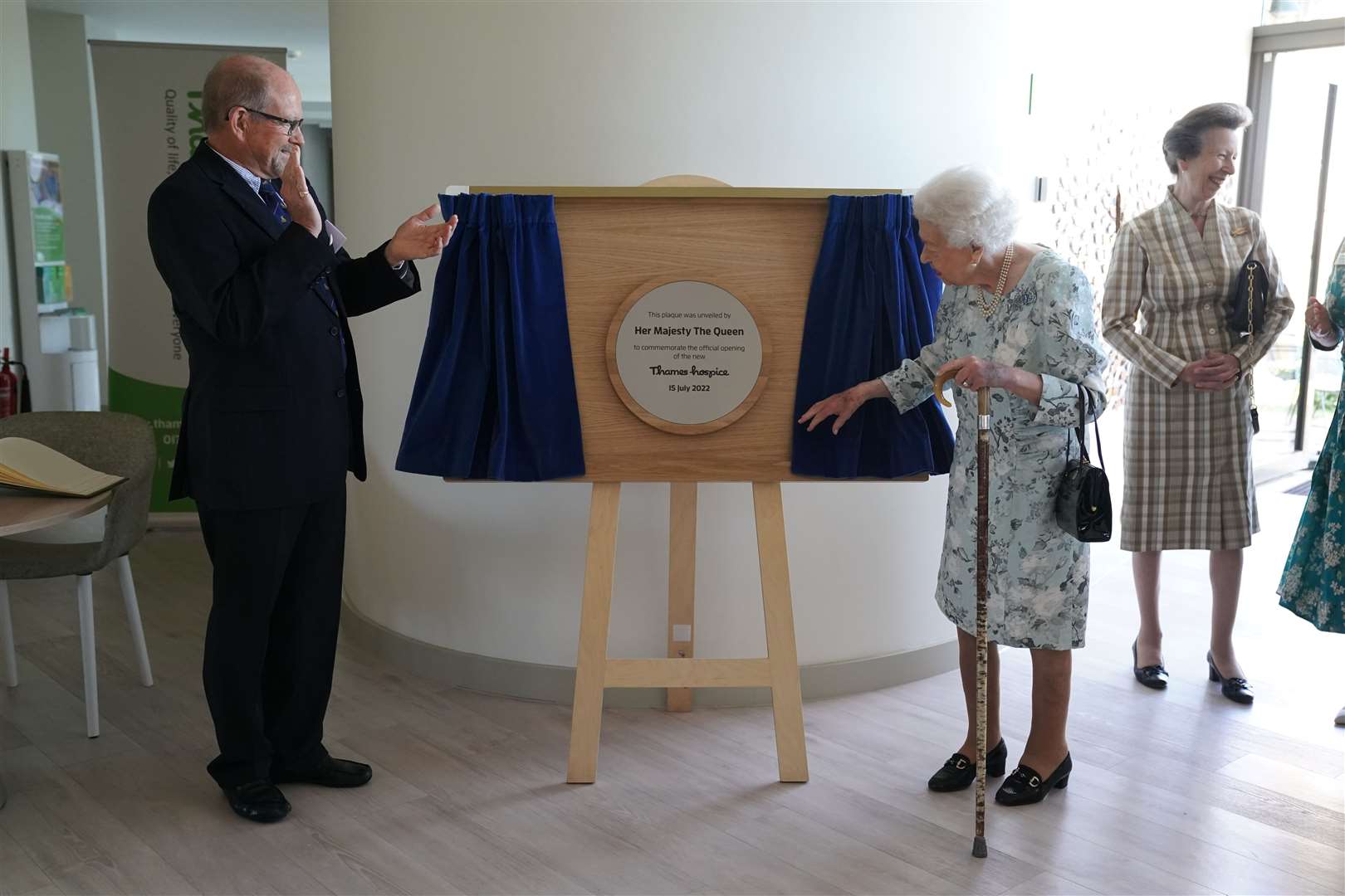 The Queen, with the Princess Royal nearby, unveiled a plaque to mark the opening of the hospice. Kirsty O’Connor