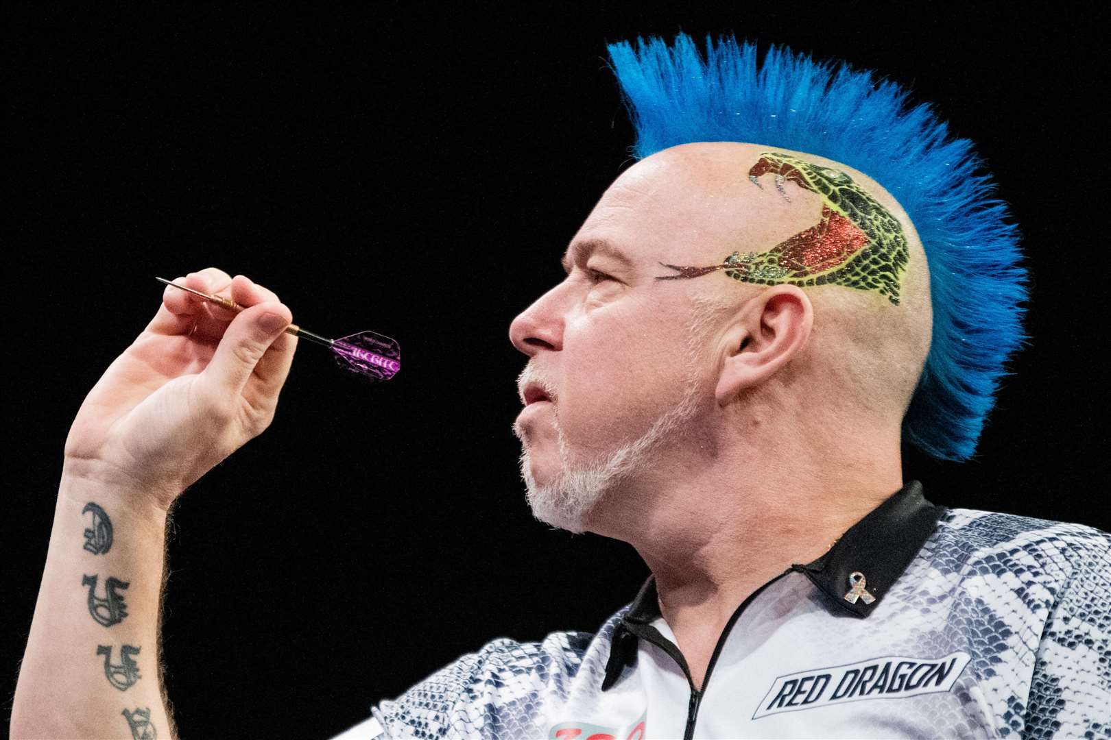 Peter Wright in action...Picture: Daniel Forsyth..