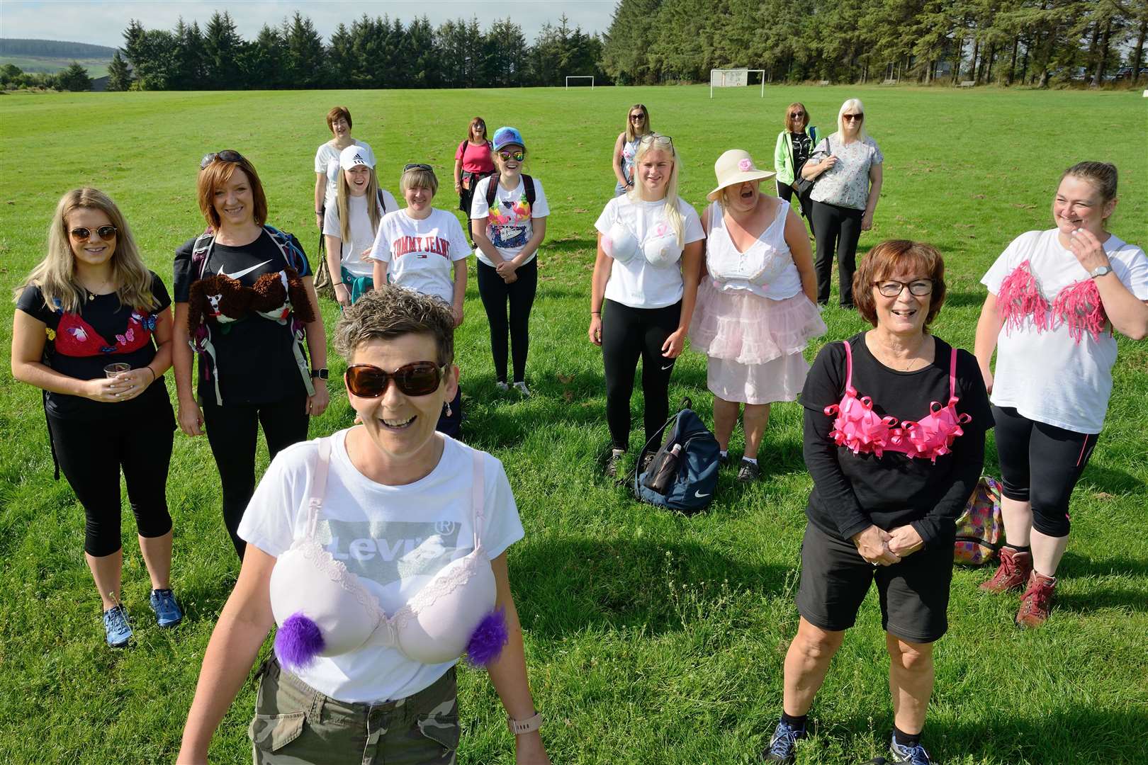 Donna Ewen (front) and friends during the sponsored walk for Keith Cancer Link. Picture John MacLeod/Moraylight.