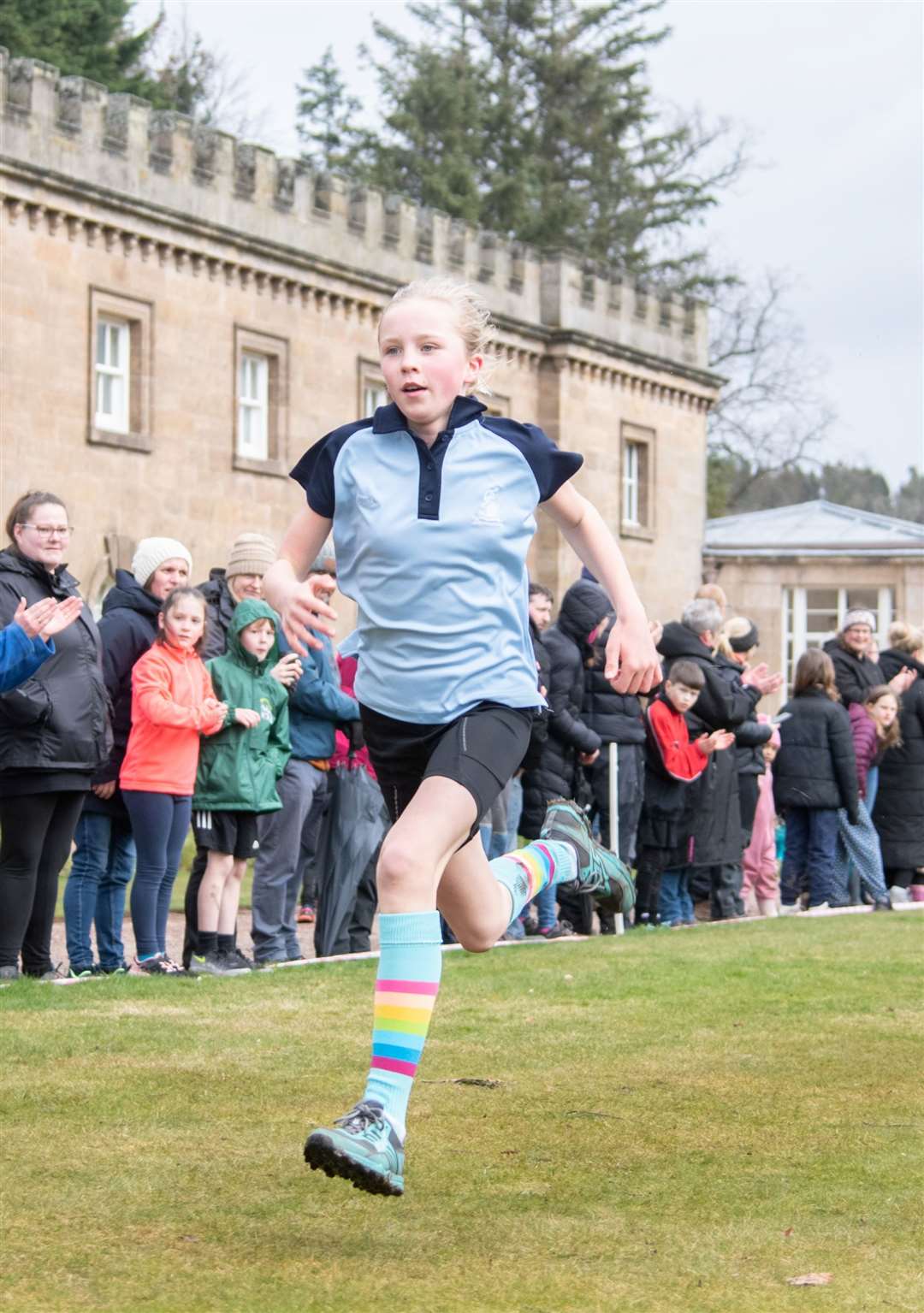 EL_PR Cross Country 2024 36Lili Sharman, from Gordonstoun, leads the P6/7 Girls race home.Active Schools Primary Cross Country 2024, held at Gordon Castle, Fochabers. Picture: Daniel Forsyth.