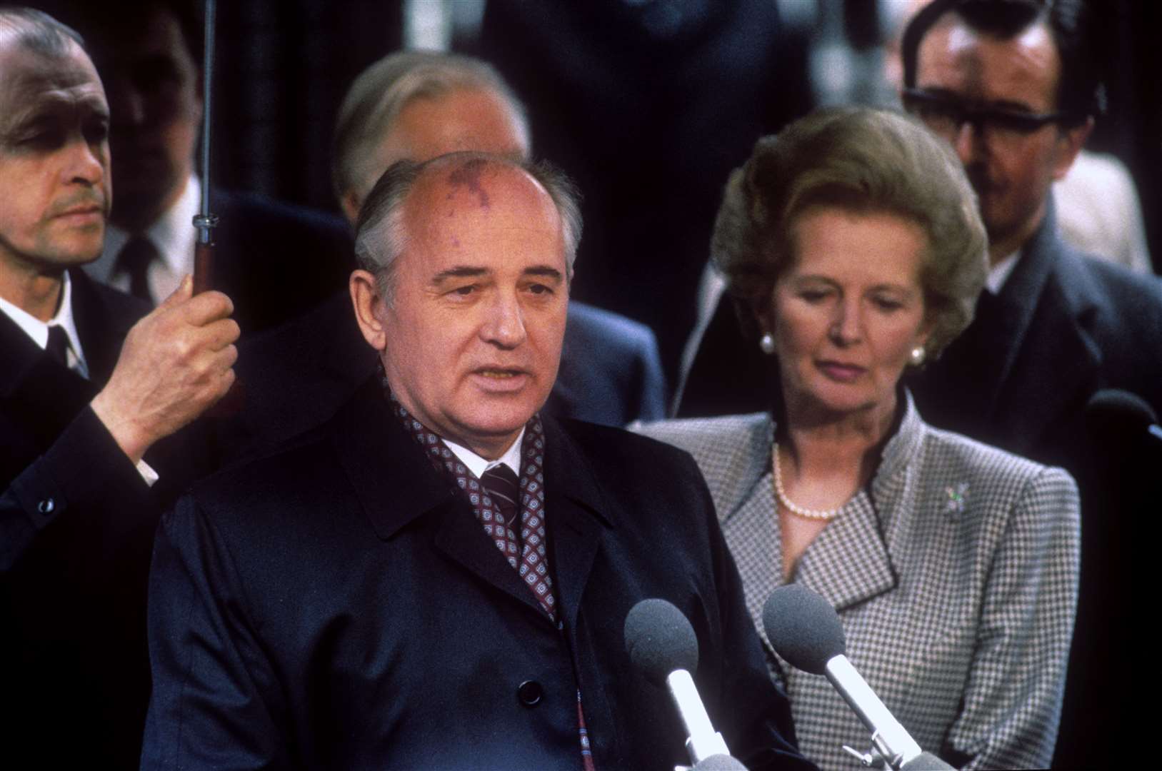 Soviet leader Mikhail Gorbachev speaking outside 10 Downing Street (Martin Keene/PA)
