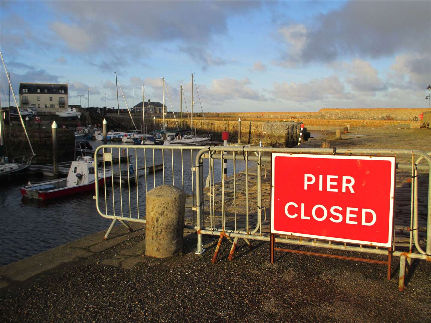 A contractor has been chosen to carry out reconstruction and repair works at Banff harbour.