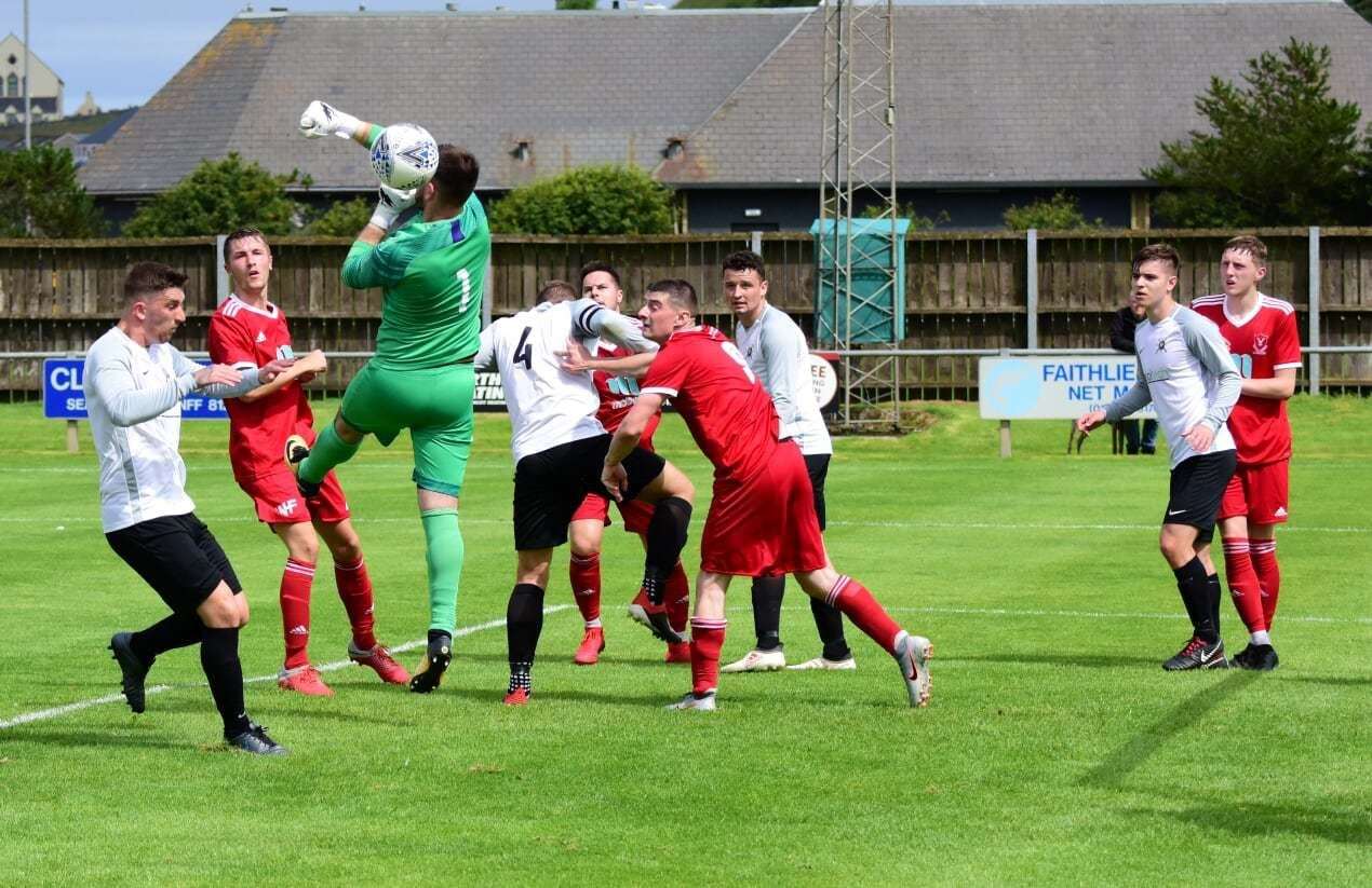 This scramble eventually led to a 'Vale goal. Picture: Michael Cox