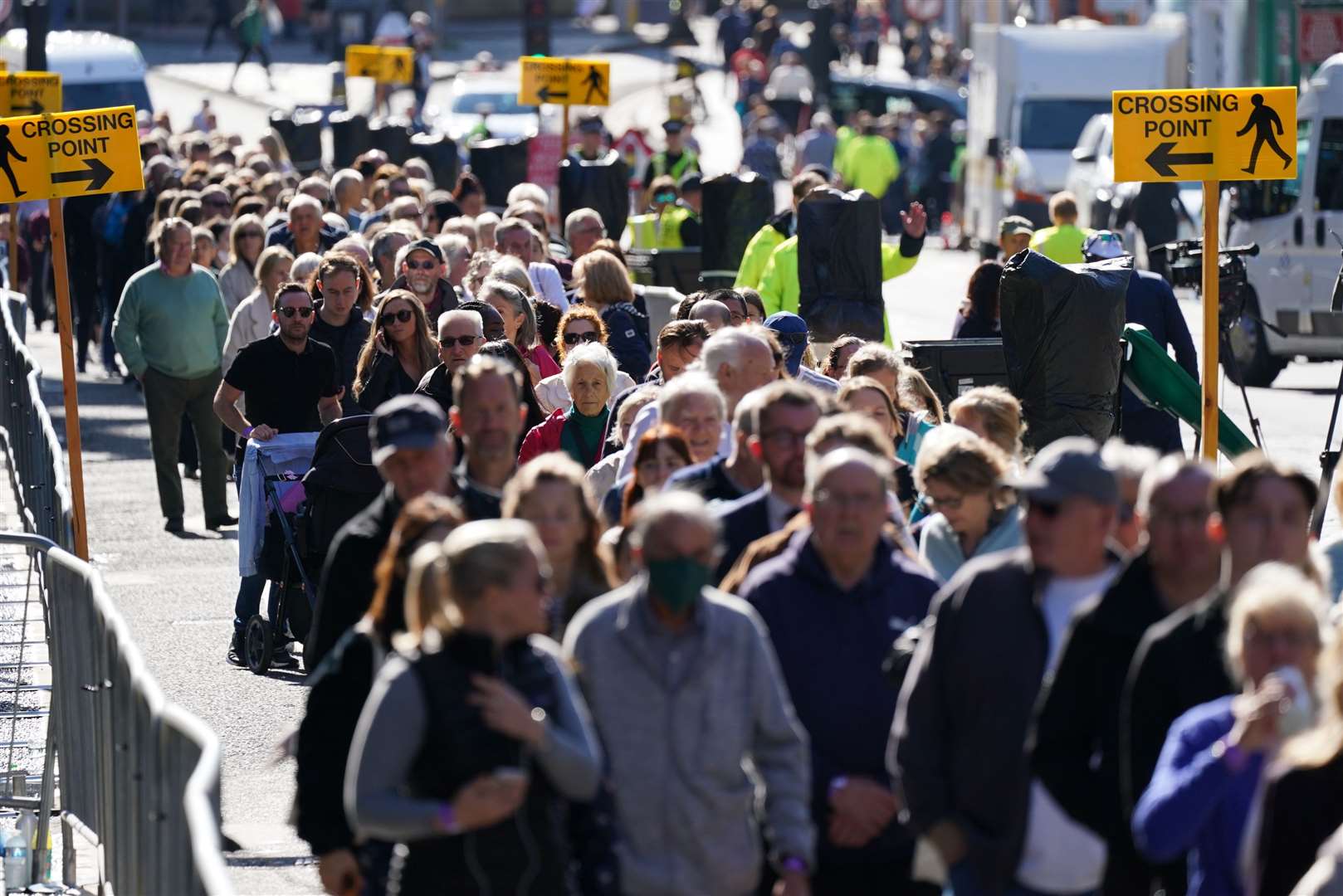 The queue to see the Queen lying in state (Jacob King/PA)