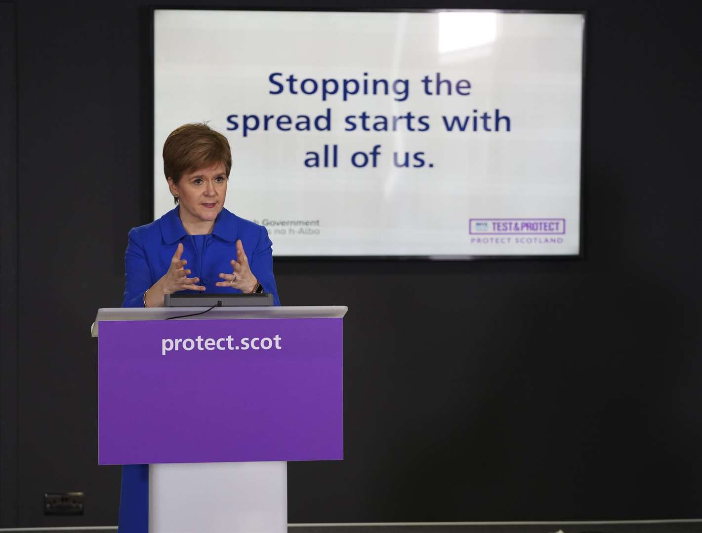 The FIrst Minister has outlined plans for Christmas under lockdown.