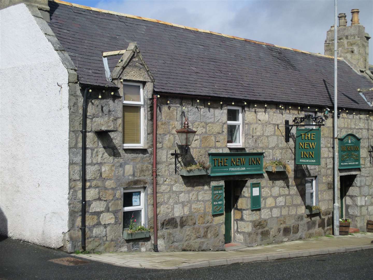 Plans have been lodged to create a micro brewery in the New Inn in Aberchirder.