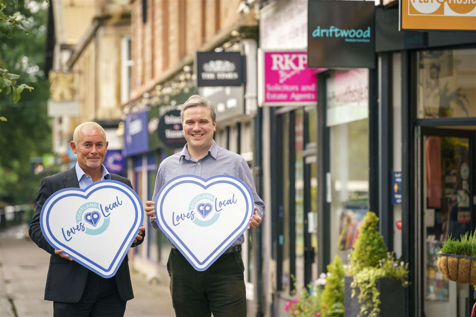 Scotland's Community Wealth Minister Tom Arthur (right) with Scotland's Towns Partnership Chief Officer Phil Prentice.
