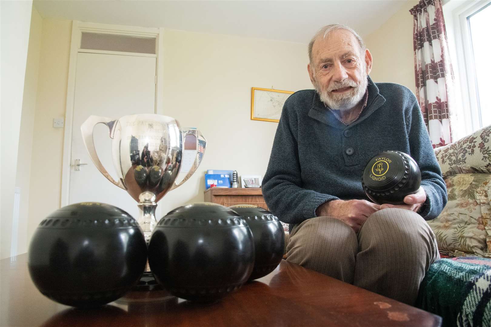 93-year-old Joe Cruickshank has won the club championship at Spey Bay Indoor Bowling Club for the 22/23 winter season. ..Picture: Daniel Forsyth..