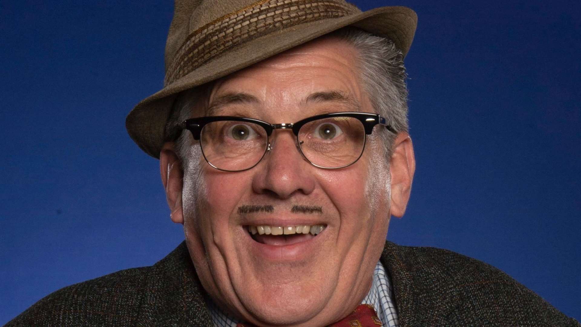 Count Arthur Strong brings his farewell tour (part one) to Aberdeen.