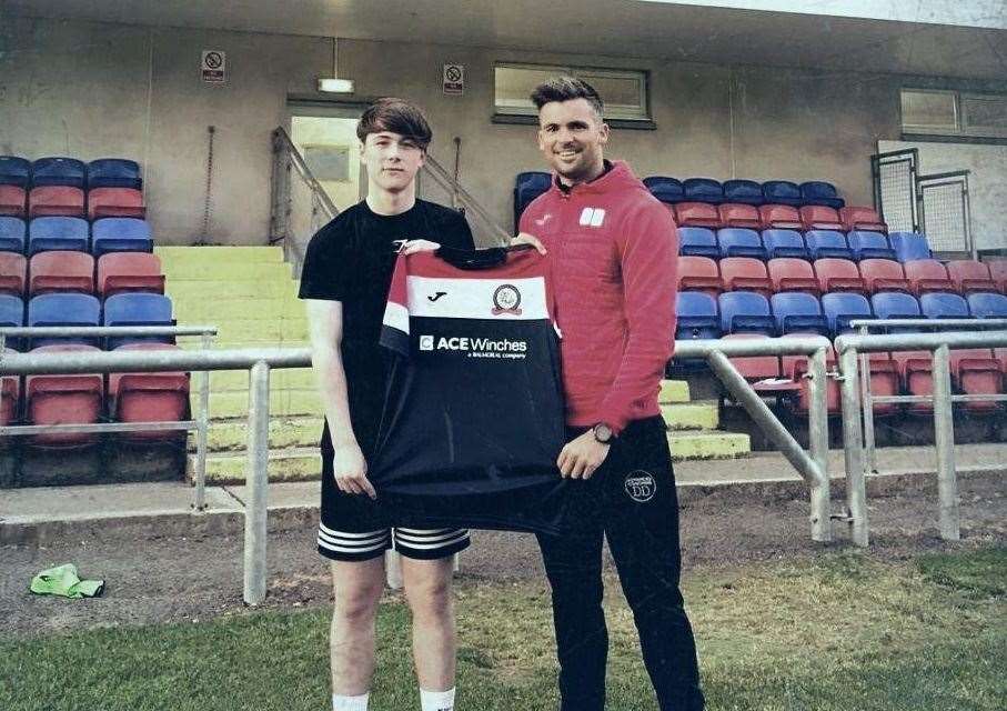 Rhys Clark has joined Turriff United from Montrose.
