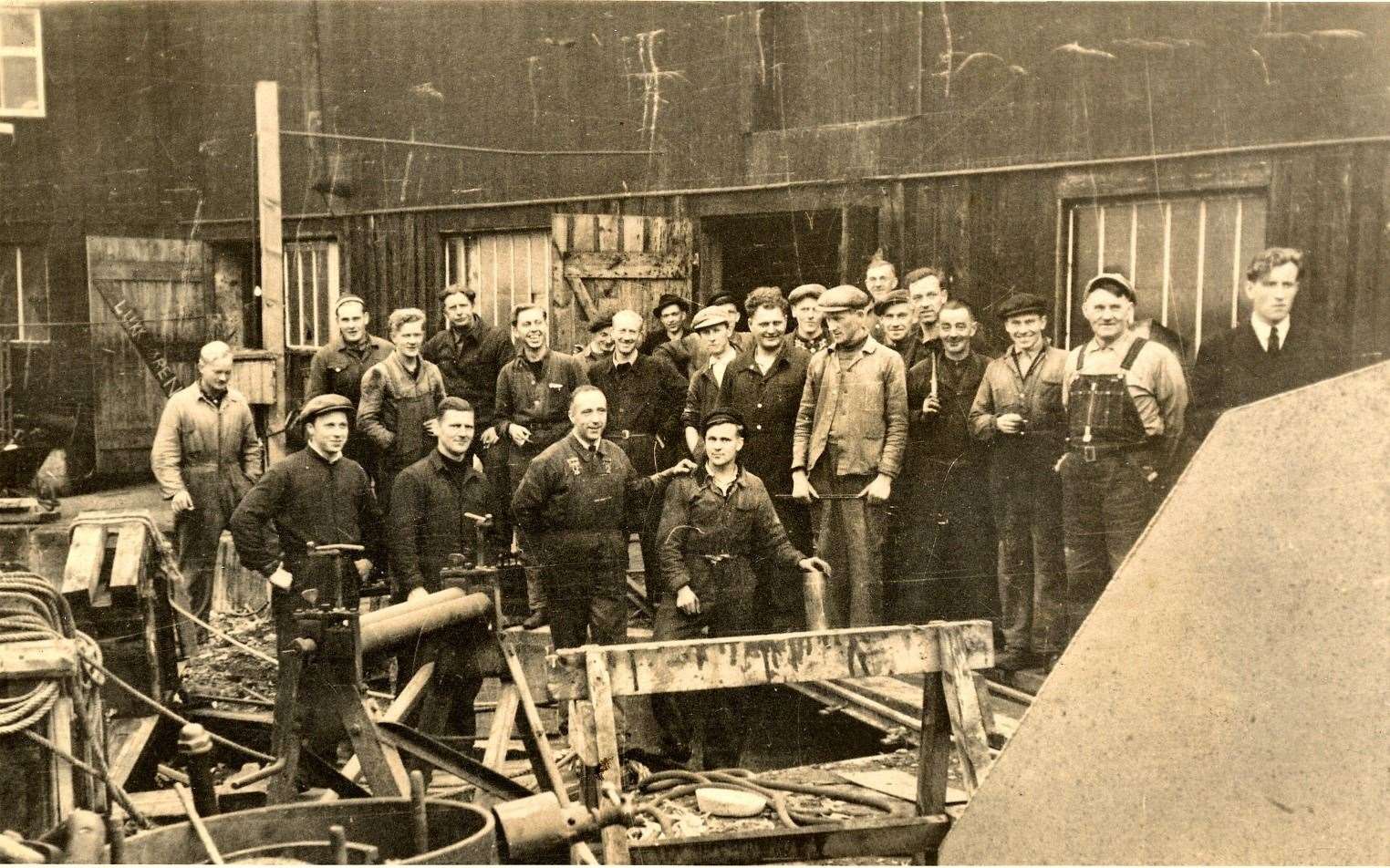 Workmen at the 'Norwegian slip' at Marine Place.