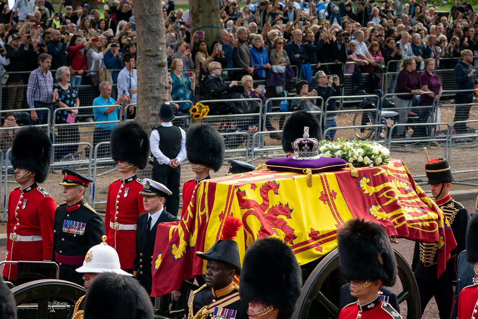 The Queen’s coffin processing from Buckingham Palace to Westminster Hall (Aaron Chown/PA)