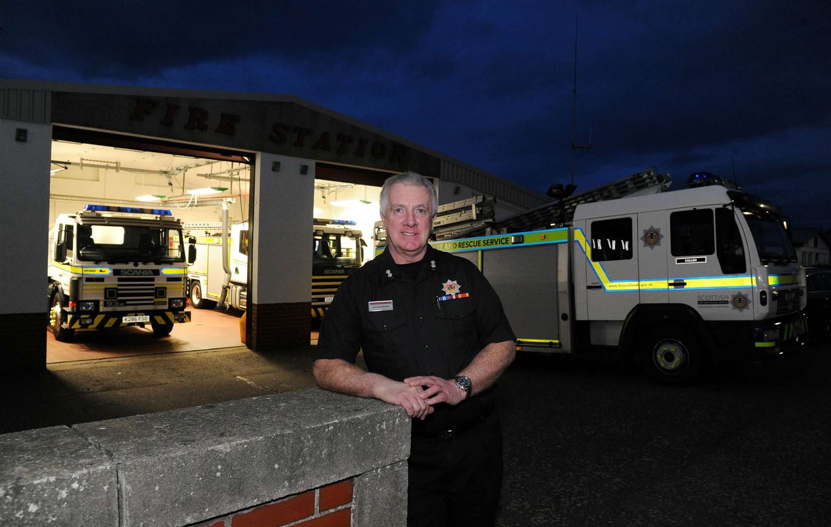 Over and out....watch manager Dougie Annand calls time on 32 years of service. Picture: Eric Cormack. Image No.043462.