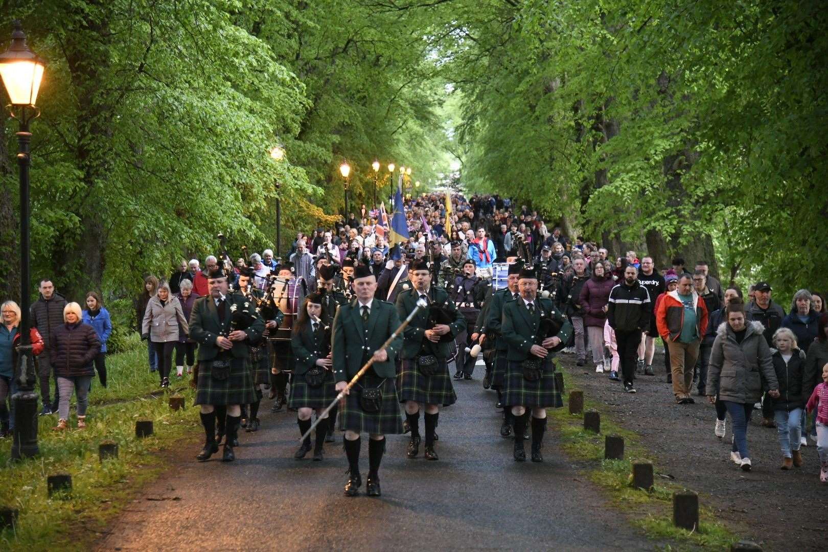 Huntly Pipe Band leads the parade to light the beacon at Huntly Castle.Picture: Becky Saunderson.