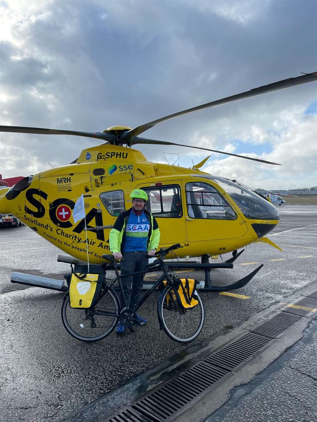 Barry Watt is to cycle from Land's End to John O' Groats to raise money for Scotland's charity air ambulance.