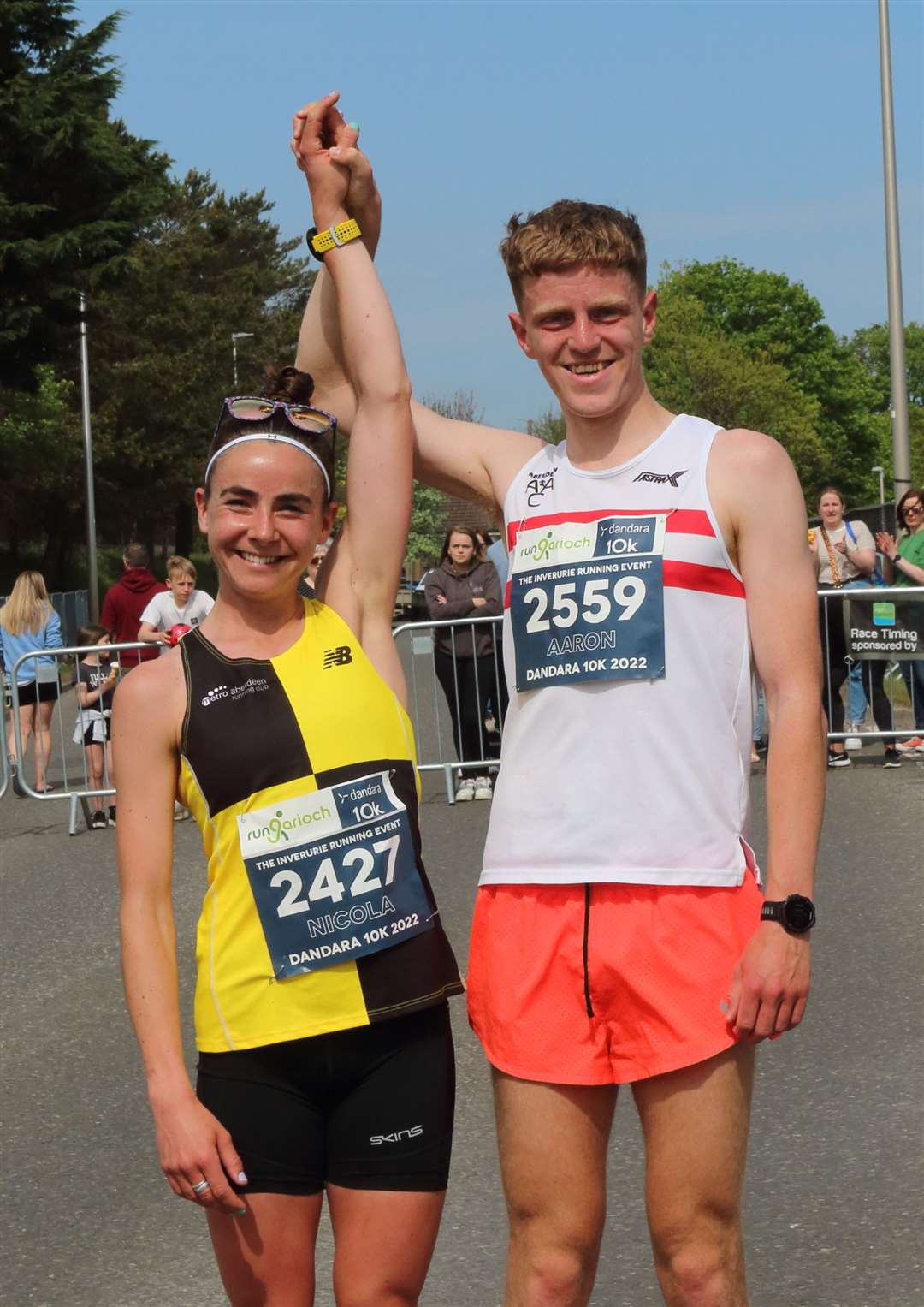 10K race winners Nicola MacDonald and Aaron Odentz. Picture: David Porter
