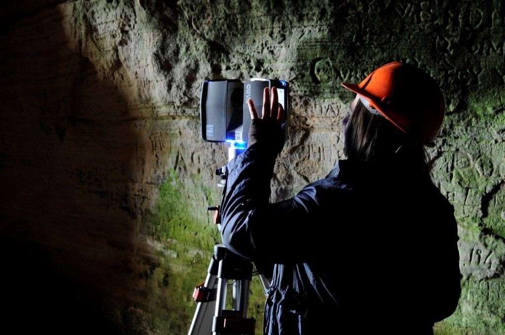 Terrestrial Laser Scanning inside the Sculptor's Cave.